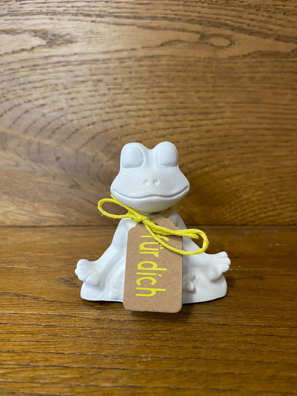 Handgemachte Deko "Relax Frosch" - Charmantes Dekorationsstück mit Liebe zum Detail