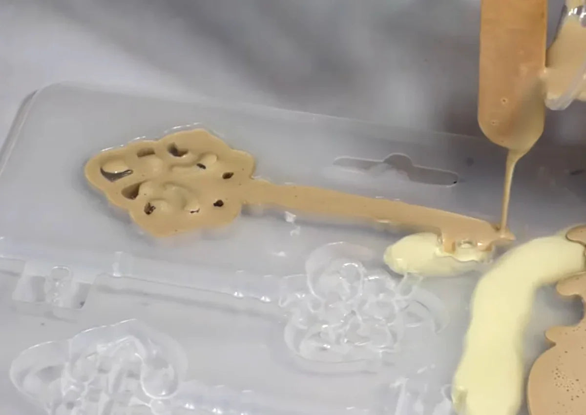 Gießform - Lady Vagabond - Belts and fasteners - Bastelschachtel