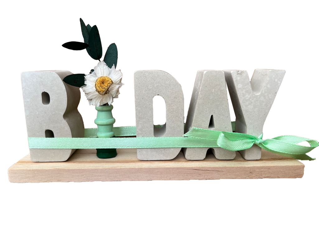 Handgemachte Deko "Happy Birthday" - Unikat mit Blume - Bastelschachtel