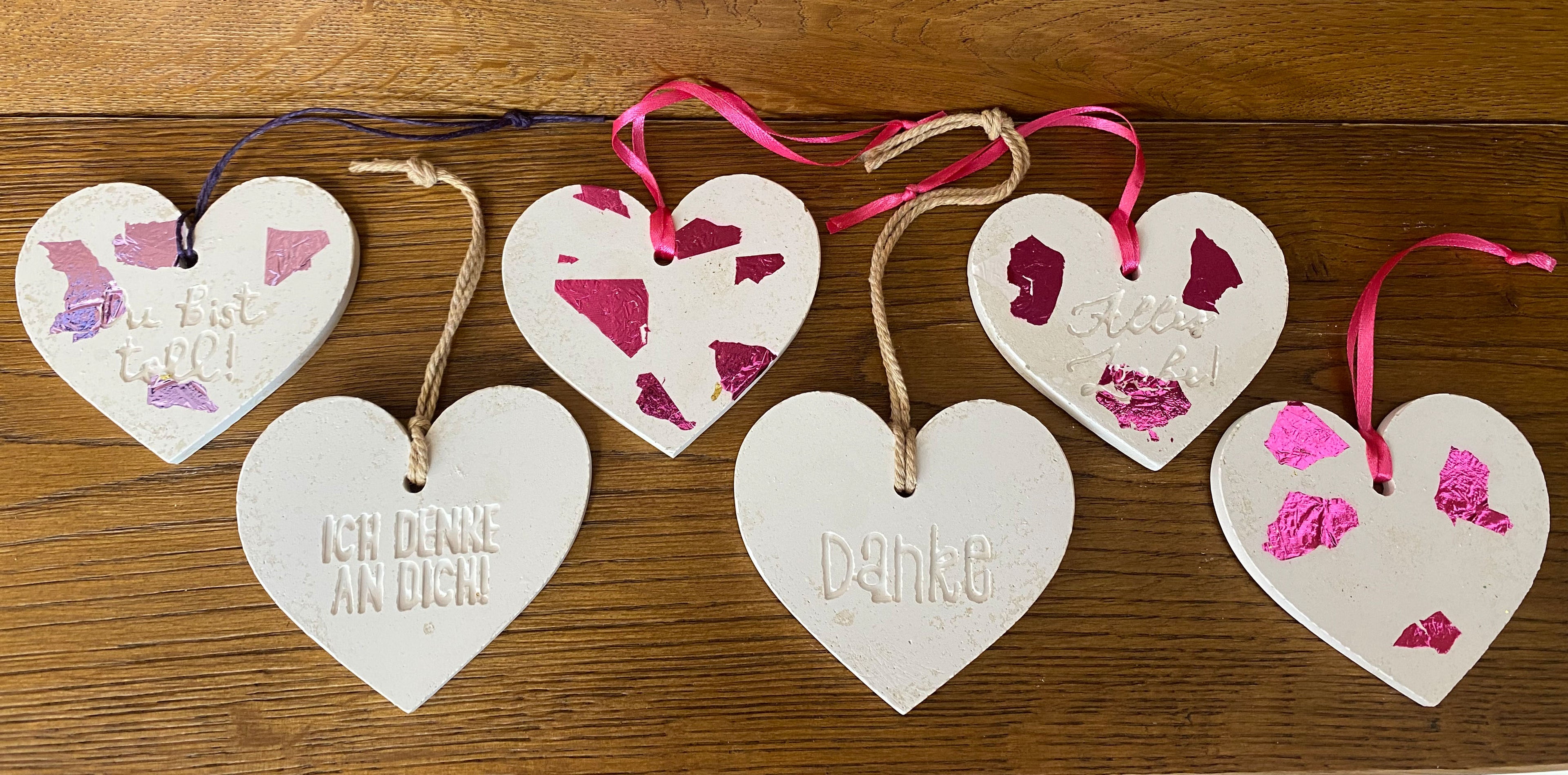 Handgemachte Deko "Herzstück zum Aufhängen" - Charmantes Mitbringsel - Bastelschachtel
