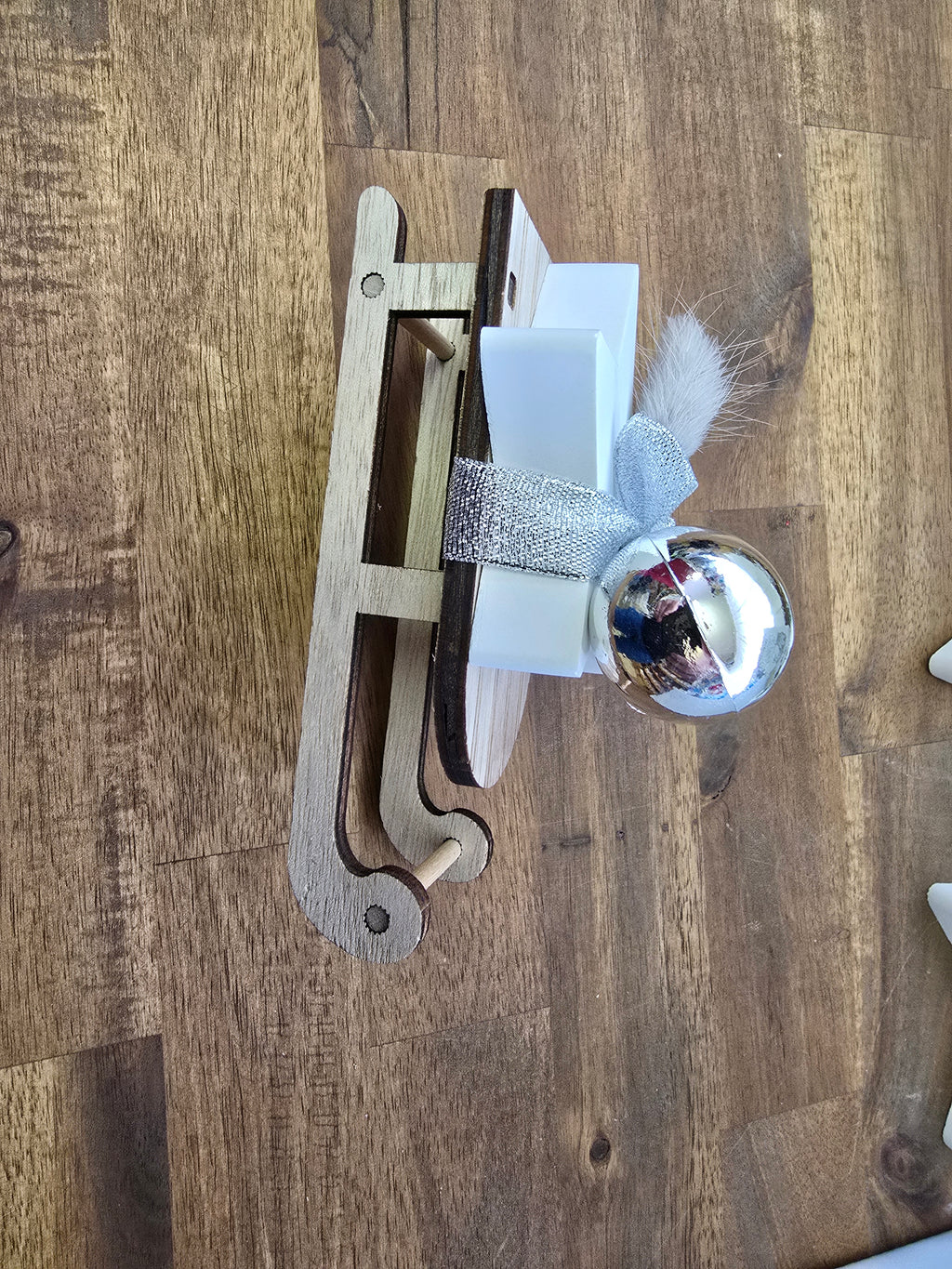 Weihnachtsschlitten - Charmante Raysin Deko