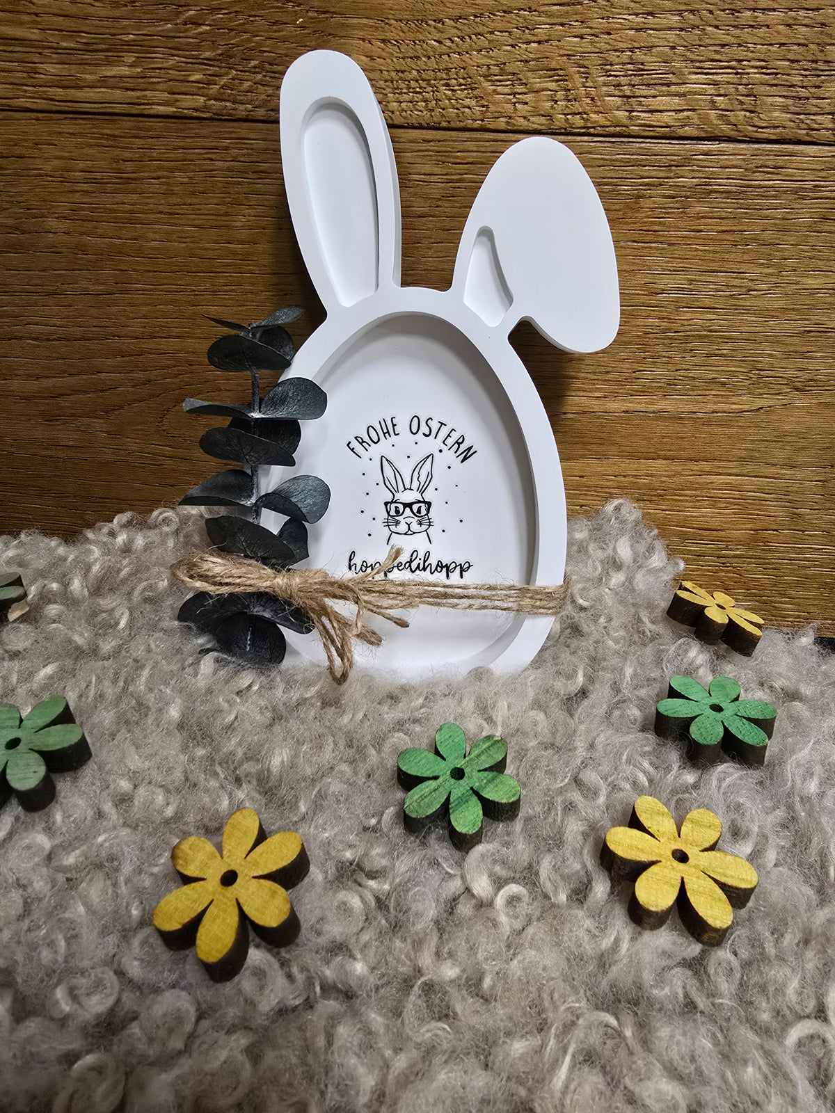 Ostertablett liebevoll beplottet - Charmante Raysin Deko