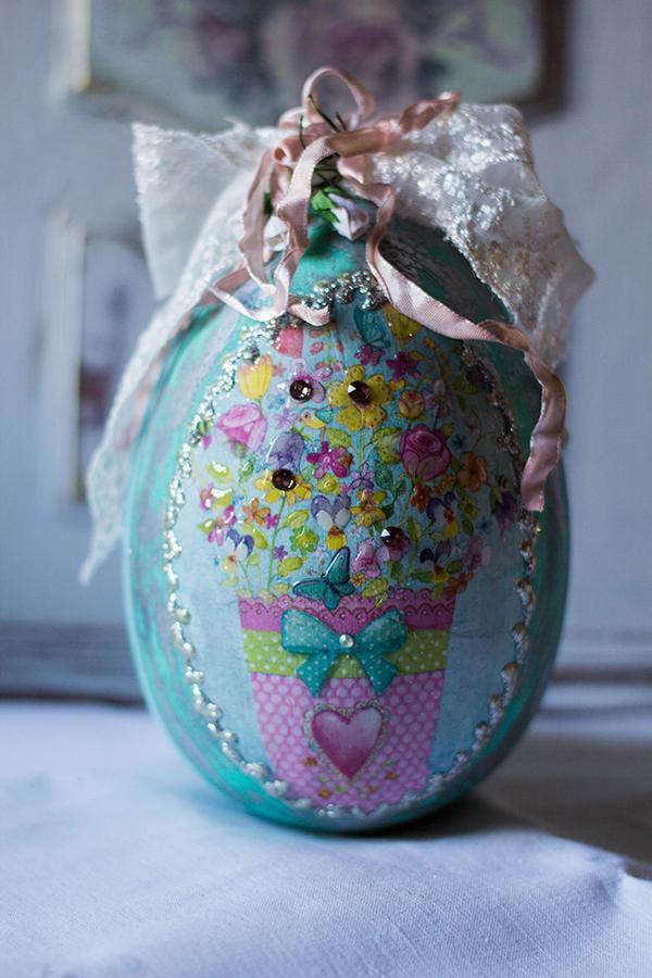 Acryl-Ei mit Trennwand, 8cm - Bastelschachtel