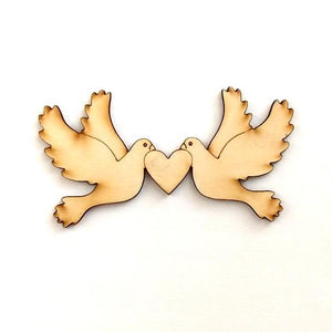 Holzfigur - Zwei Tauben mit Herz - Bastelschachtel - Holzfigur - Zwei Tauben mit Herz