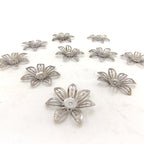 Metall Dekoelement - Blume 2,9cm - Bastelschachtel