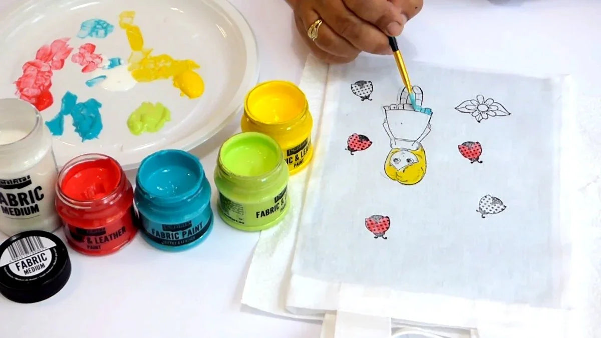 Pentart Textil- und Lederfarbe 50ml - pistazie - Bastelschachtel